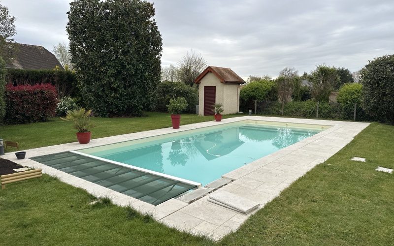 renovation-piscine-4 x 10 liner sable escalier largeur volet immergé